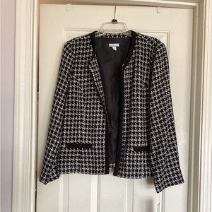Women’s Jacket Size L. NWT New with tags. Tweed